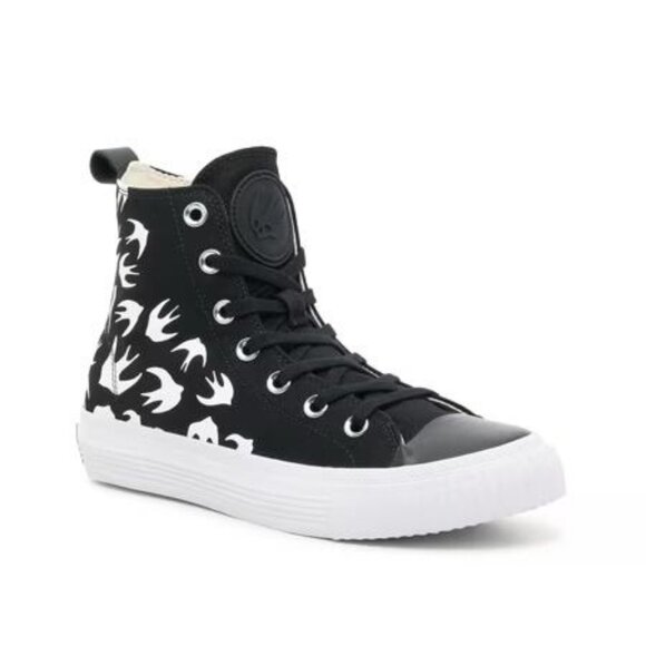 MCQ Alexander MCQueen Women's Swallow Black High top Slip On Sneaker Size 42/ US - Picture 1 of 5
